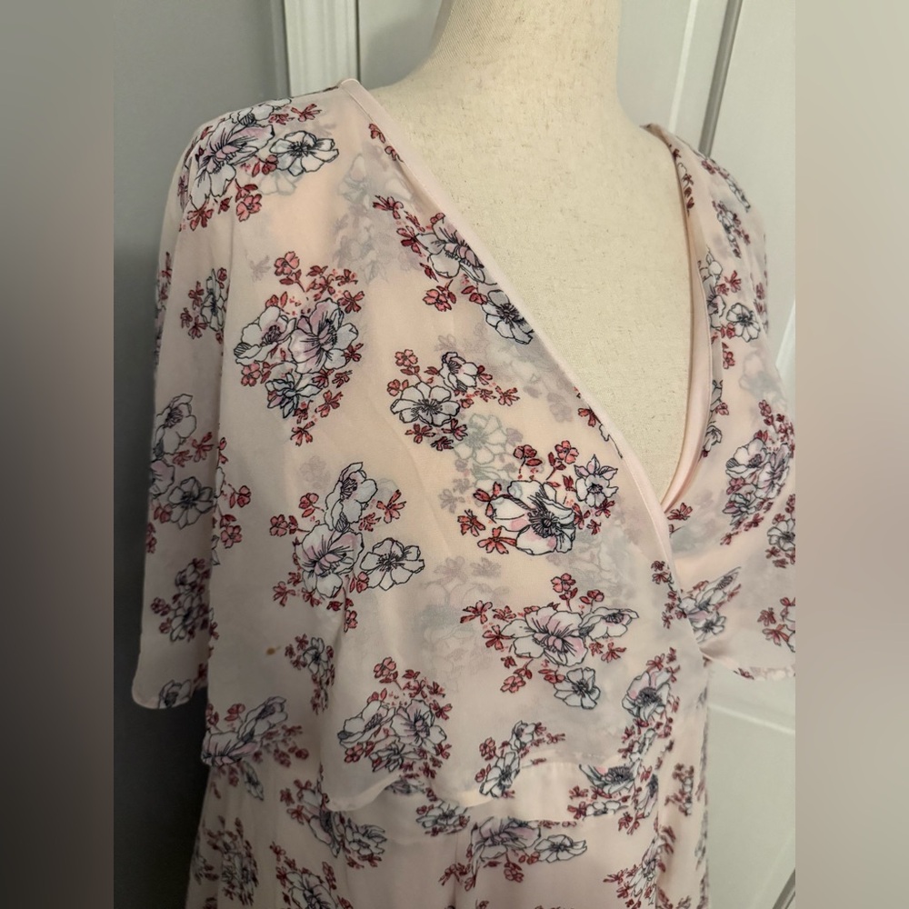 Torrid Blush Floral Wrap Dress - Picture 2 of 9
